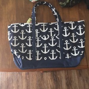 Canvas beach tote with zipper! Brand new!